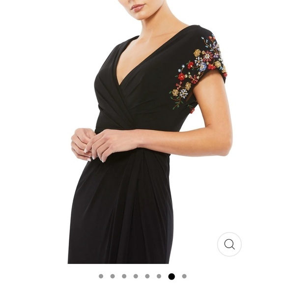 Mac Duggal EMBELLISHED SLEEVE JERSEY WRAP GOWN size 10 $498 New - Picture 4 of 13